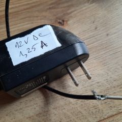 Power adapter