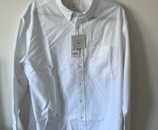 Uniqlo Mens Cotton Shirt. Large. Brand new PRICE REDUCED