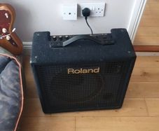 Roland keyboard amp 4 channel KC 100