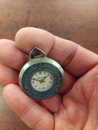 Vintage Lucern Watch not working