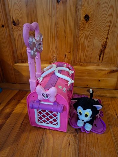 Disney Junior Minnie Mouse Pet Carrier