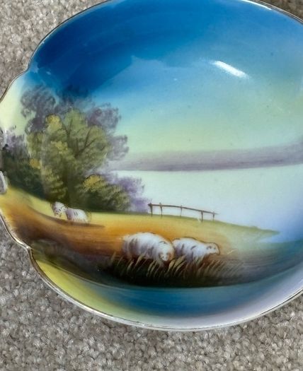 Vintage Noritake hand-painted sweet dish / bowl