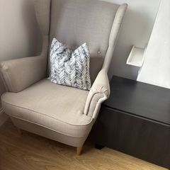 arm chair