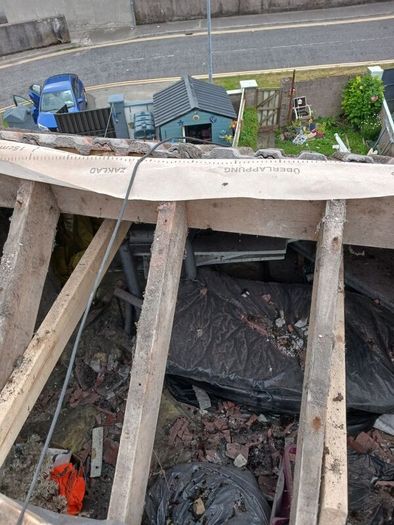 Roof Repair,pvc gutters, floor installation