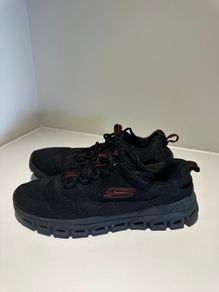 Sketchers glide step