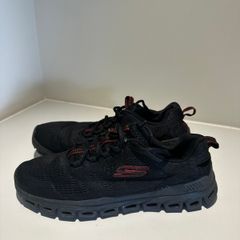 Sketchers glide step