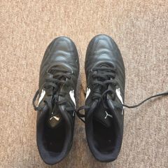 football/rugby shoes
