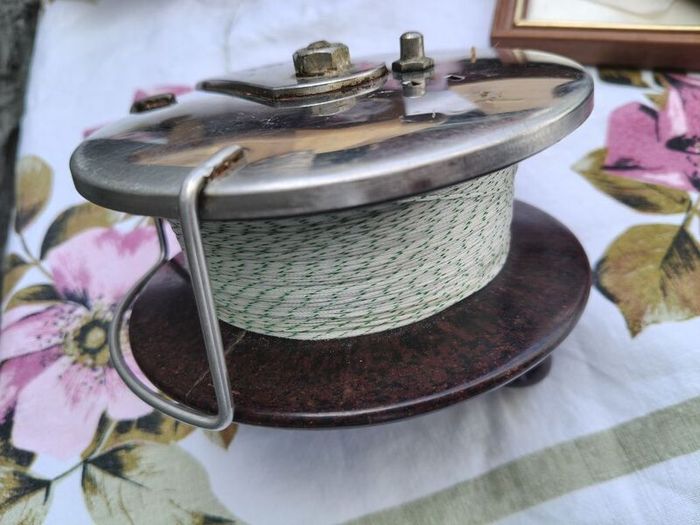 Vintage Alvey Fishing Reel
