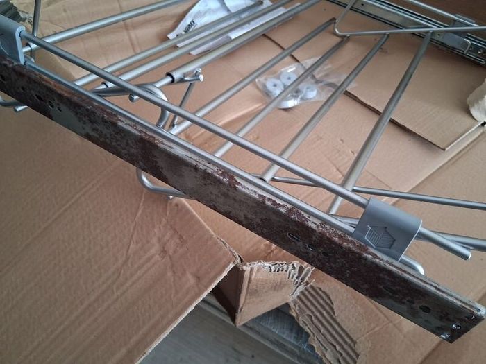 Pull out shoe rack