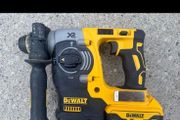 DeWalt DCH273 18V XR brushless SDS drill
