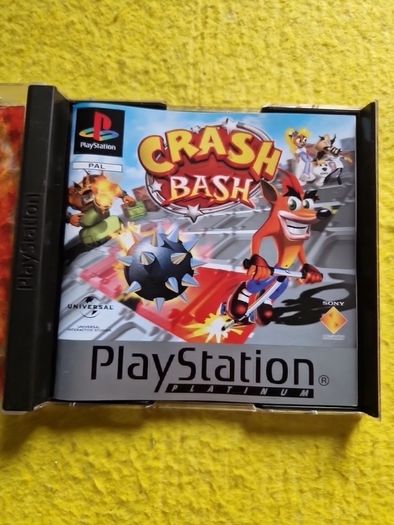 Crash Bash  Bandicoot PlayStation1 Ps1 the Ps2 games Original