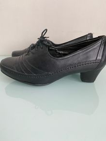 Leather Shoes, size 4.5