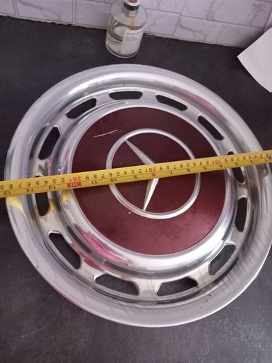 Mercedes wheel trims