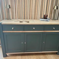 sideboard