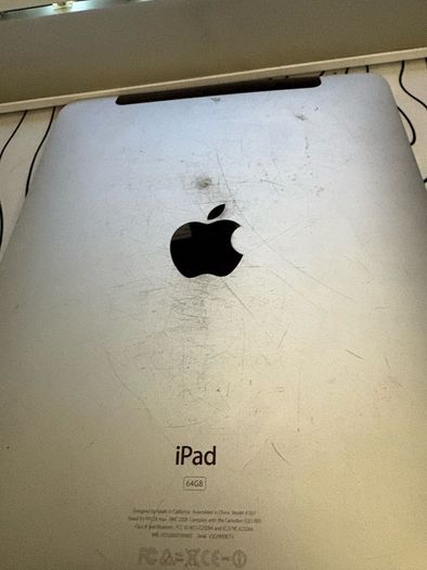 Apple iPad A1337 (1st Generation) Tablet - For Parts or Repair