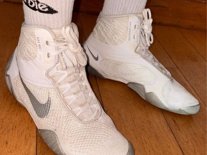 Nike Tawa