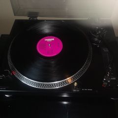 dj HiFi