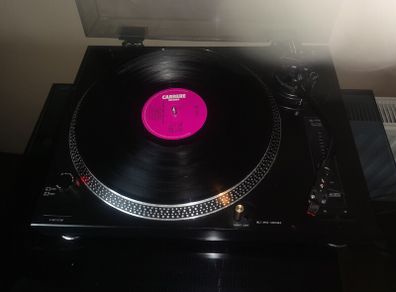 dj HiFi