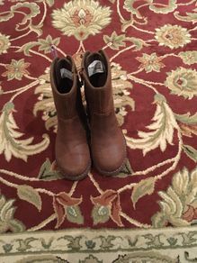 UGG Boots size EU-29, UK-11