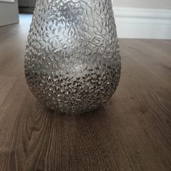 Next glass vase