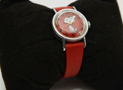 Vintage Peanuts Snoopy Timex  Watch