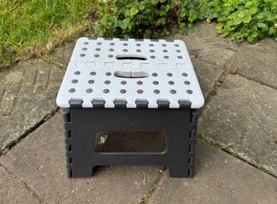 Folding stool