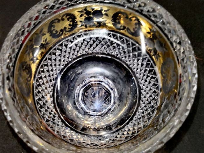 Gorgeous footed large crystal bowl