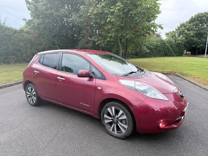 Nissan Leaf NEW NCT