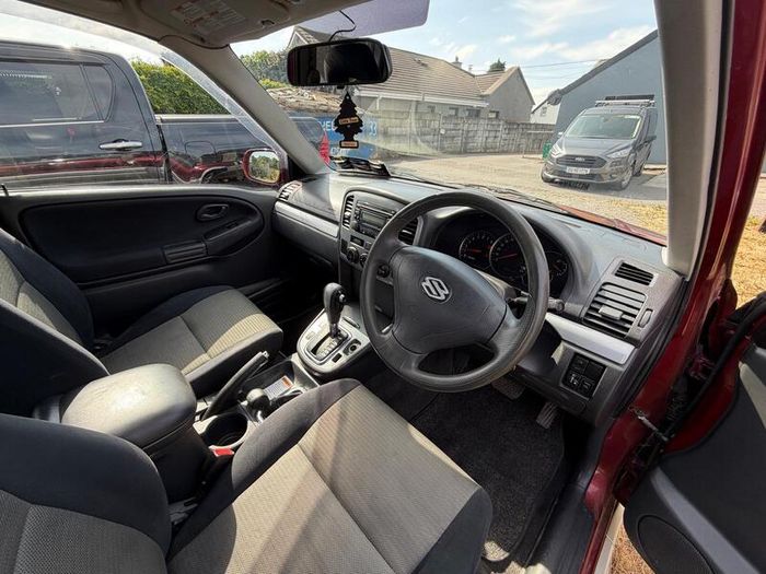 2004 Suzuki Grand Vitara