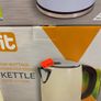 Low wattage kettle in cream colour Image 2