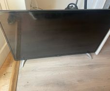 bush tv for repair / parts
