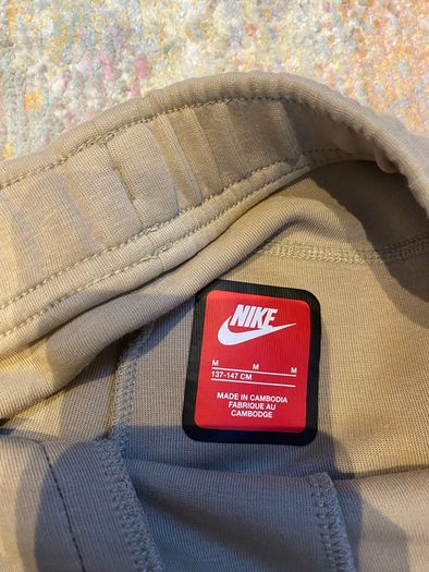 Nike boys tracksuit (Barely worn)