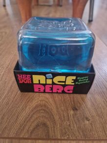 NeeDoh NiceBerg