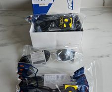 Lot of 8 sun glasses shades American brand ROCHE Einar Group Avanglion 2 models PG324 & 910B NEW & boxed