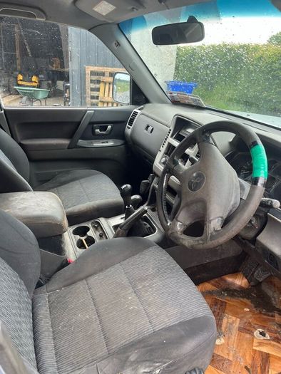 Pajeros for breaking 3.2 + repaires