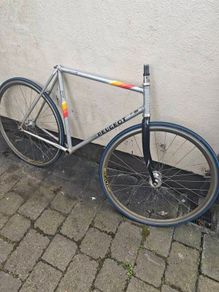 Peugeot Piste track frame + wheels