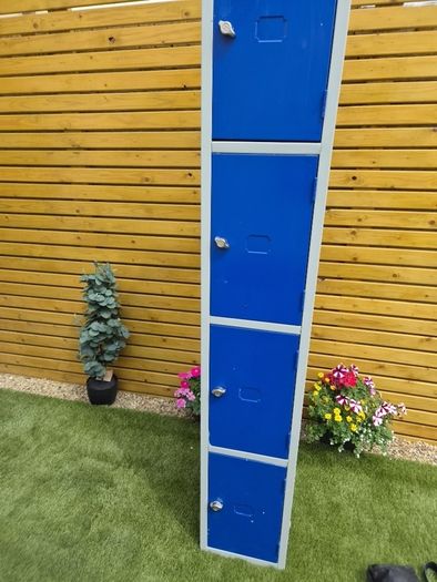 locker