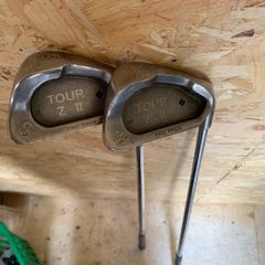 Tour Pro Pride Sand & pitching wedge golf clubs (RH)