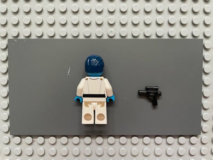lego Star Wars sw0811 Grand Admiral Thrawn minifigure- Dark Azure Skin