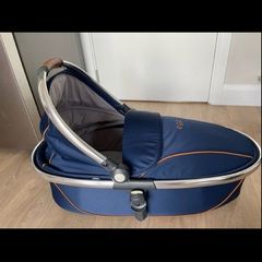 Egg pram