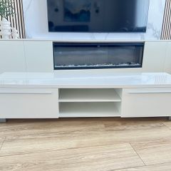 TV bench