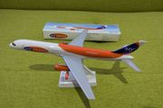 My Travel 1:200 scale model airplane, Boeing 757 aircraft, NEW