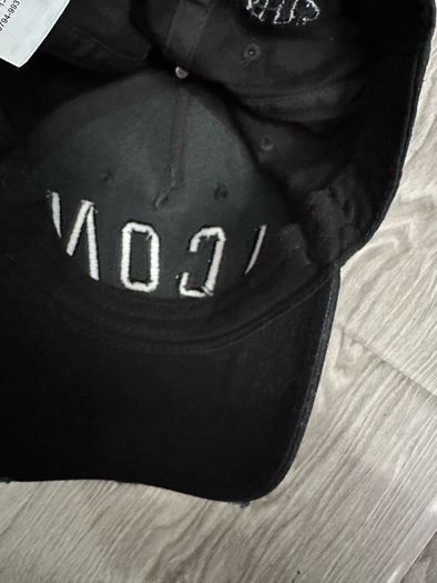BNWT Black Cap
