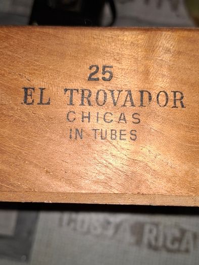 Old Empty Wooden Cigar Box for El Trovador Cigars Made In Jamaica, Postage Available or Collection,