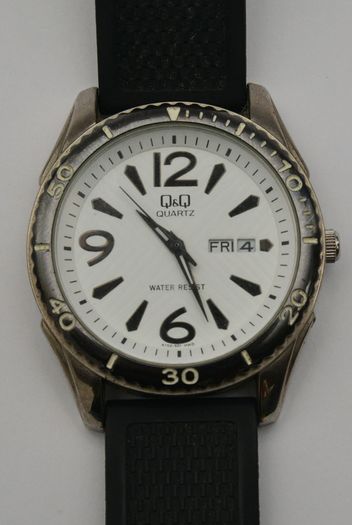 Citizen Q&Q Gents Quartz Watch