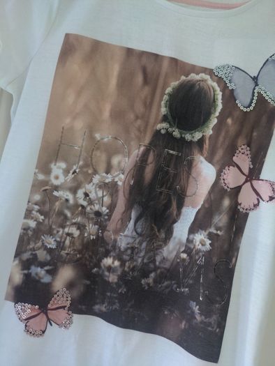 Girls T-shirt