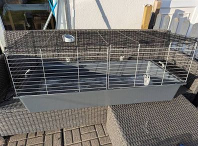 Rabbit/guinea pig indoor cage