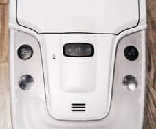 Toyota Prius 2017overhead console good condition