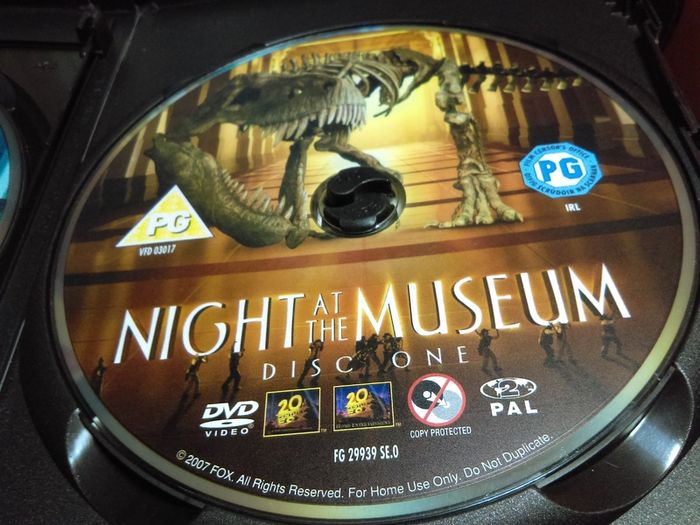 Night At The Museum ! 2007 ! Lenticular Cover with Slipcase ! 2-Disc Special Edition !