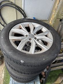 5x112 18" alloys with 235/55/18 Tyres vw
